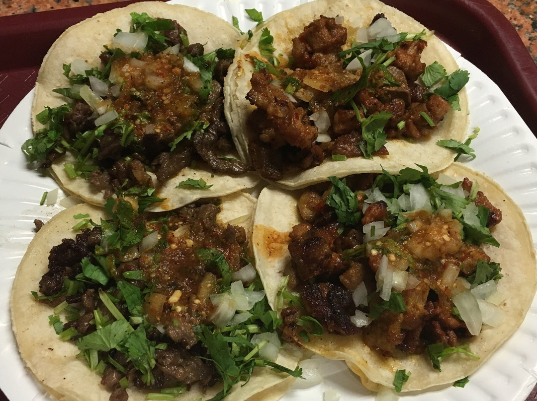 El Sauz Tacos