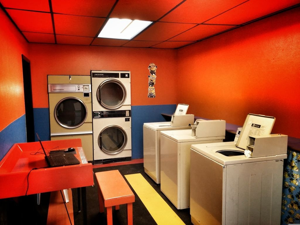 Corona Motel and RV主图