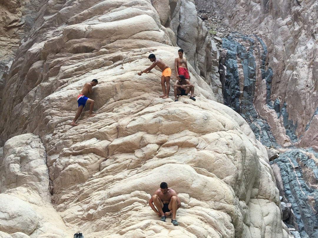 Wishwashi Canyon-塔巴必去景点