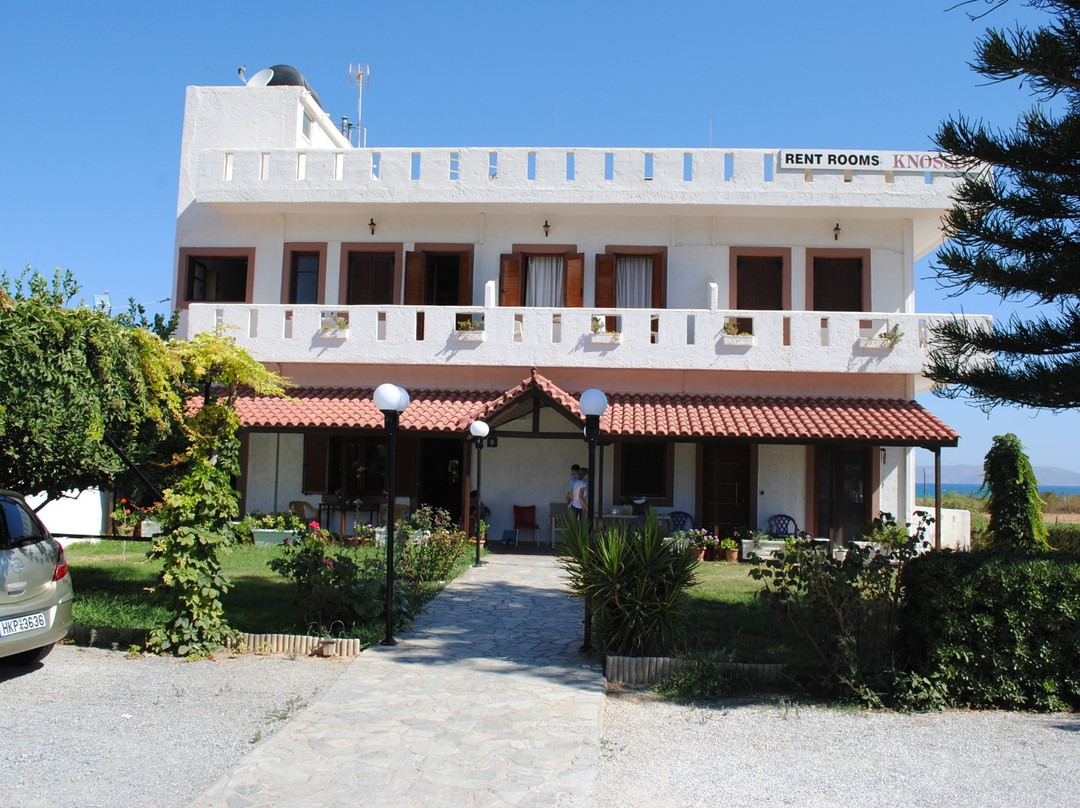 Knossos Apartments