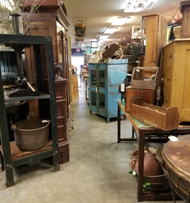 Denham Springs Antique Village-德纳姆斯普林斯必去景点