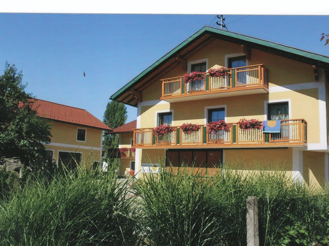 福鲁兹特克斯佩舍基布雷尔住宿加早餐旅馆