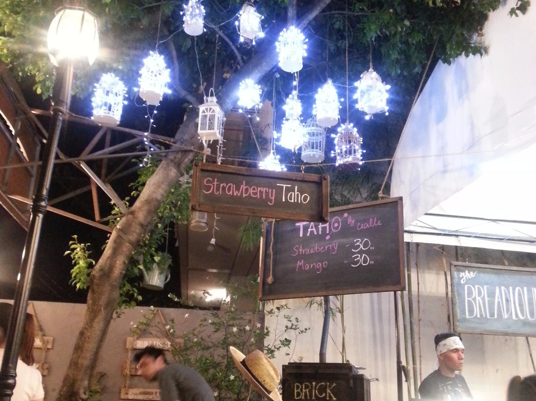 Maginhawa Food Park-奎松市必去景点