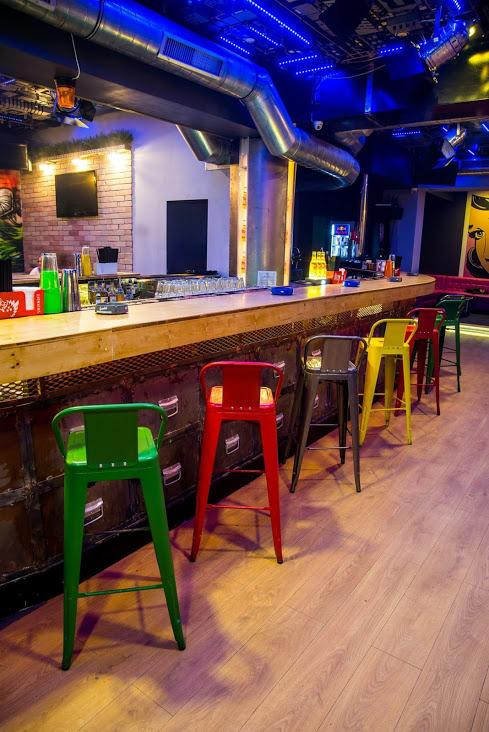 Club PHI18景点图片