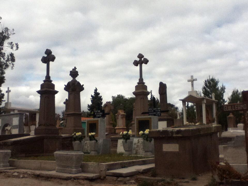 Panteon Municipal El Saucito景点图片