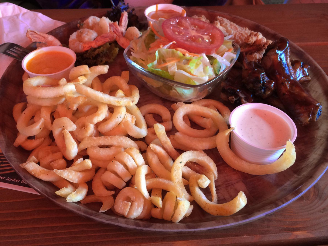 Hooters