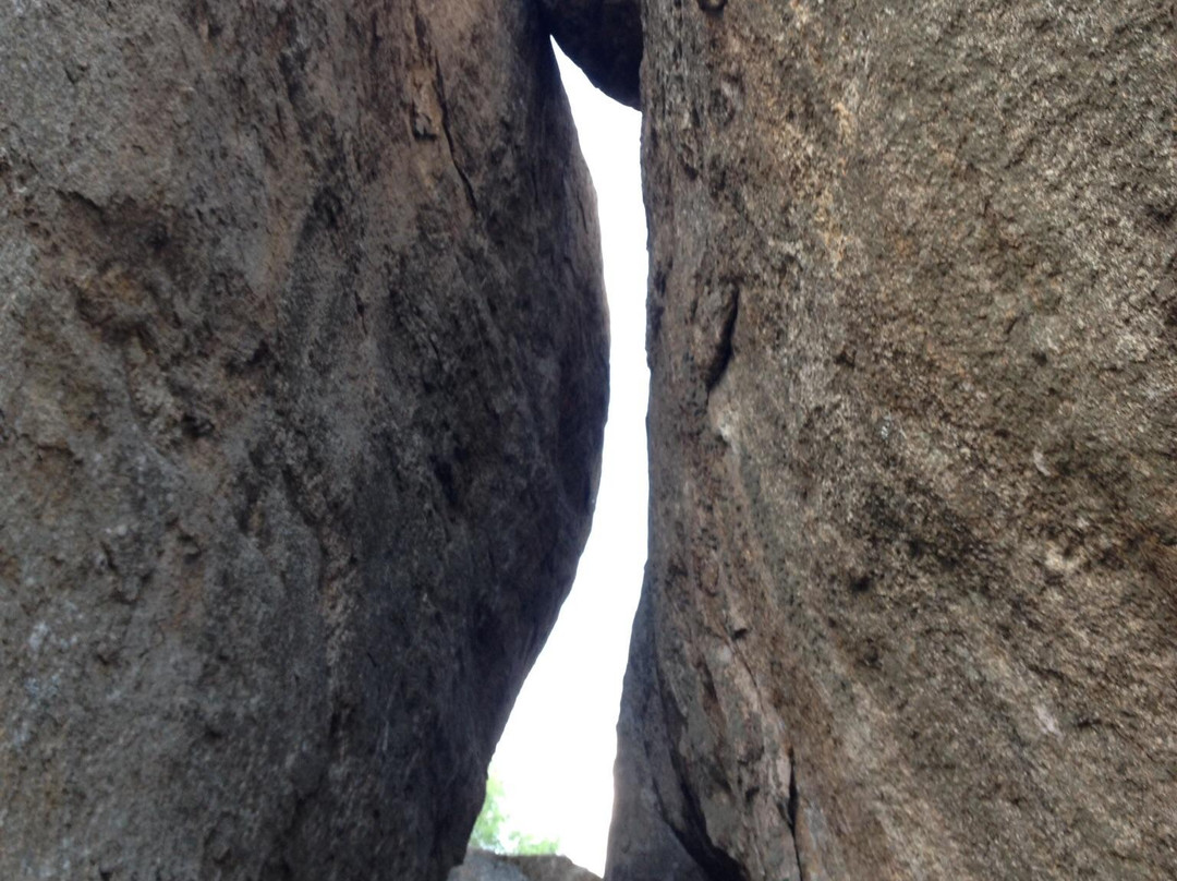 Antaragange Caves景点图片