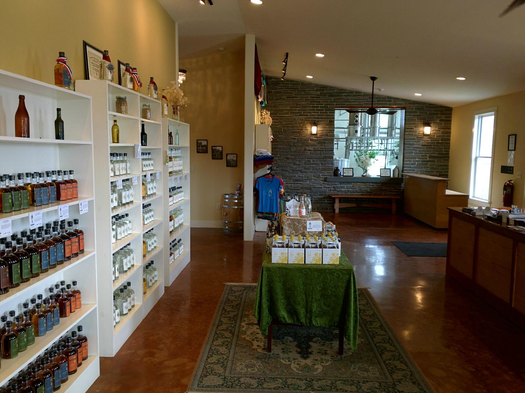 Myer Farm Distillers景点图片