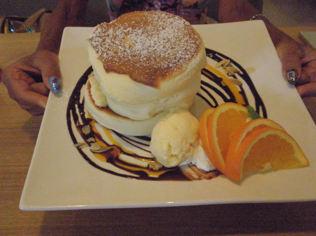甲贺市餐馆和美食-Cafe & Dining Fleur Shigaraki