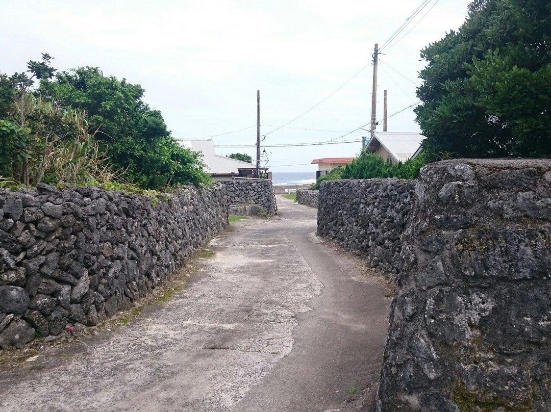 Aden Village景点图片