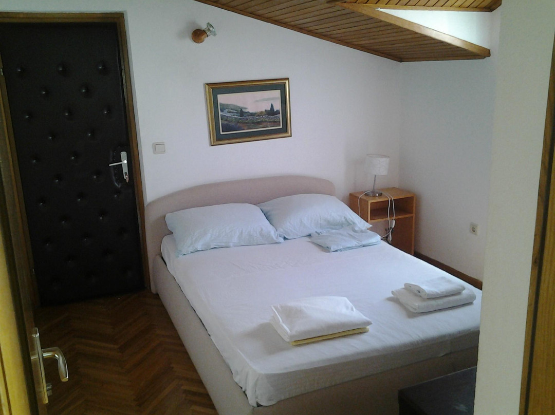 Krilo Jesenice酒店住宿-Guest House Neda