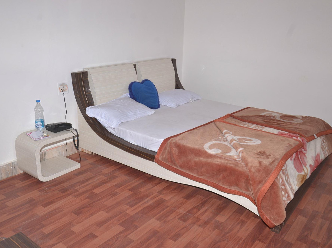 Hotel N Chandra Palace主图