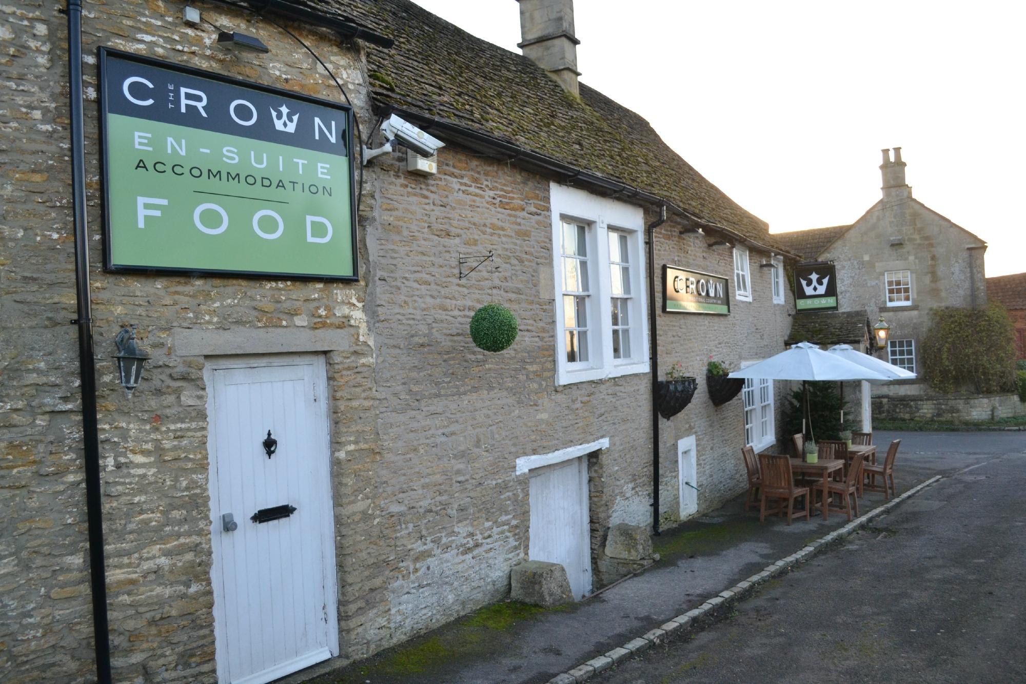 The Crown at Giddea Hall-官方