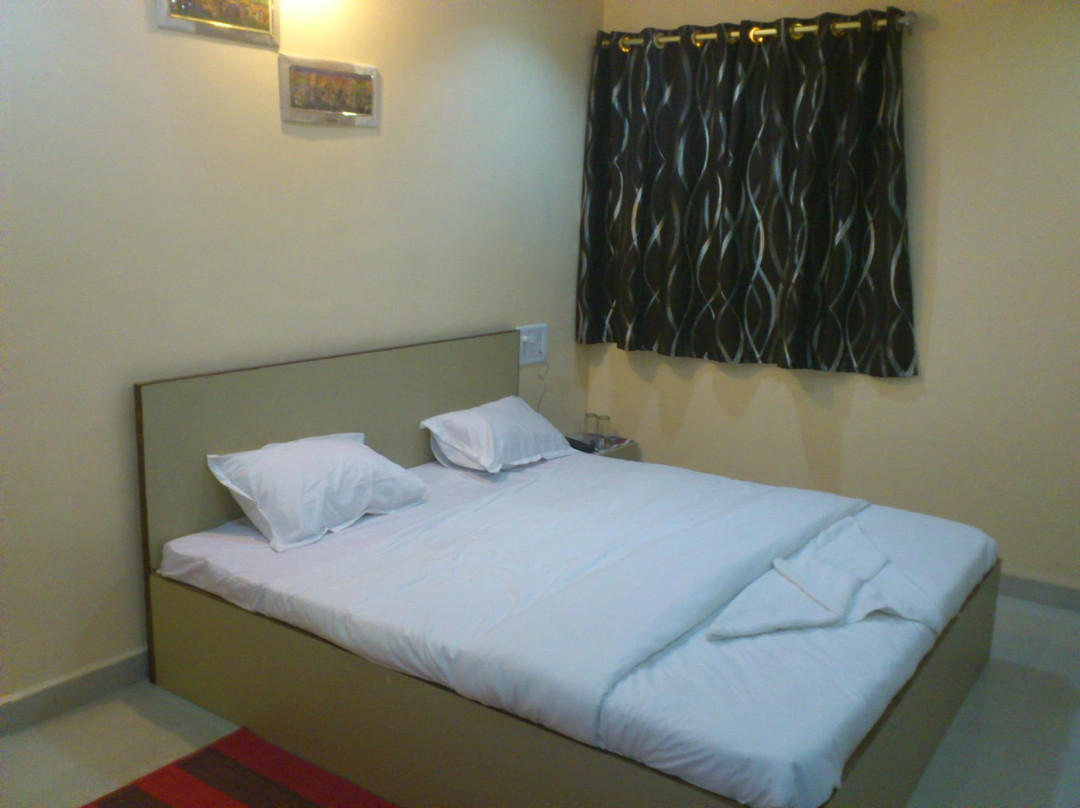 Hotel Vaidya Regency & Manuhar Restaurant, Balaghat