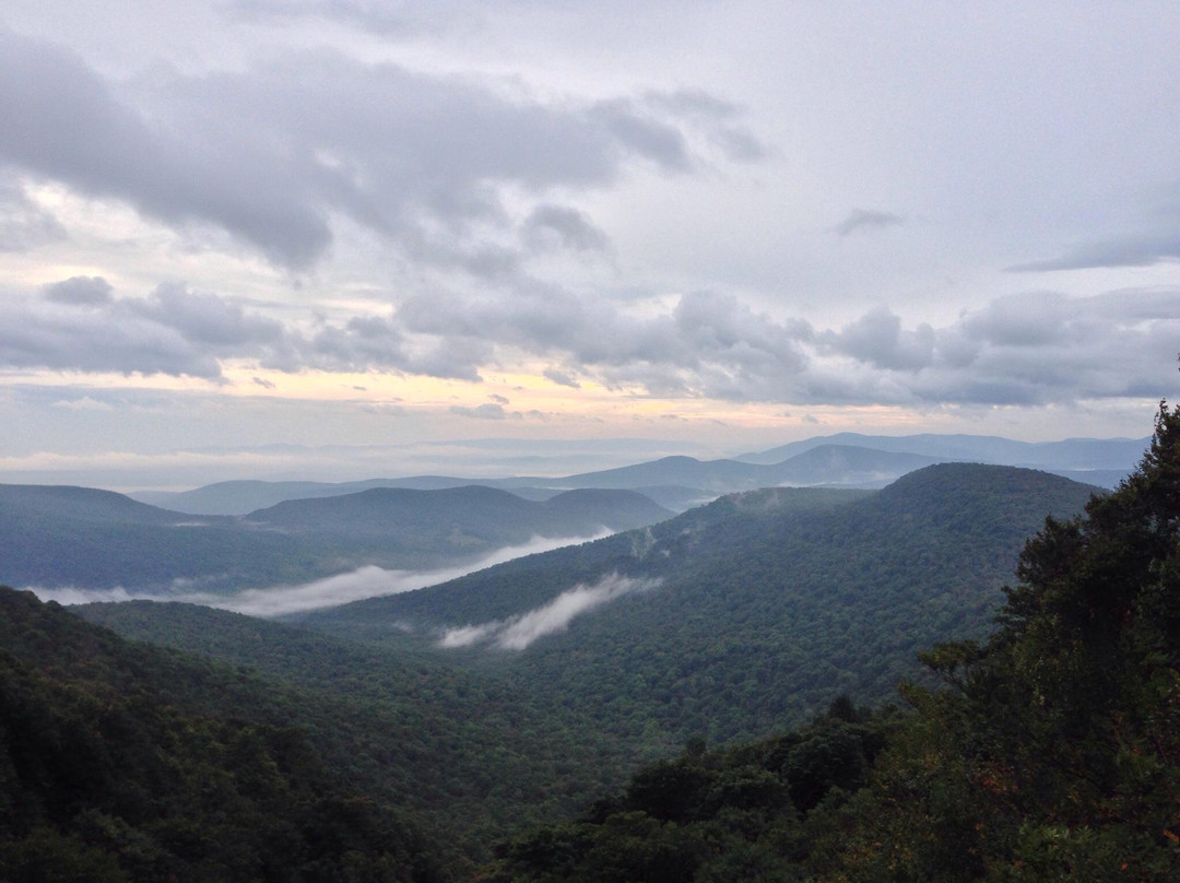 Indian Head Mountain景点图片