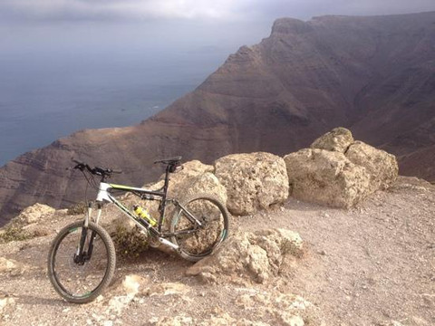 Evolution Bikes-科斯塔特吉塞必去景点