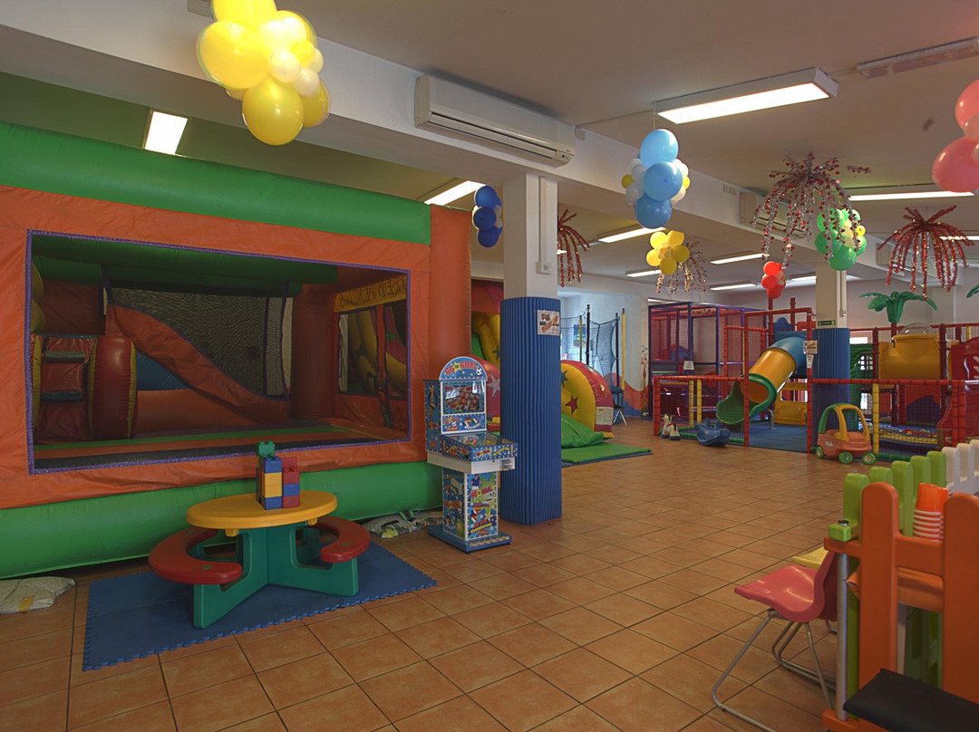 Arancio e Blu-罗马必去景点