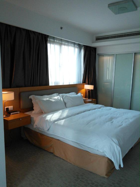 天津乐璟服务公寓和平店-客卧