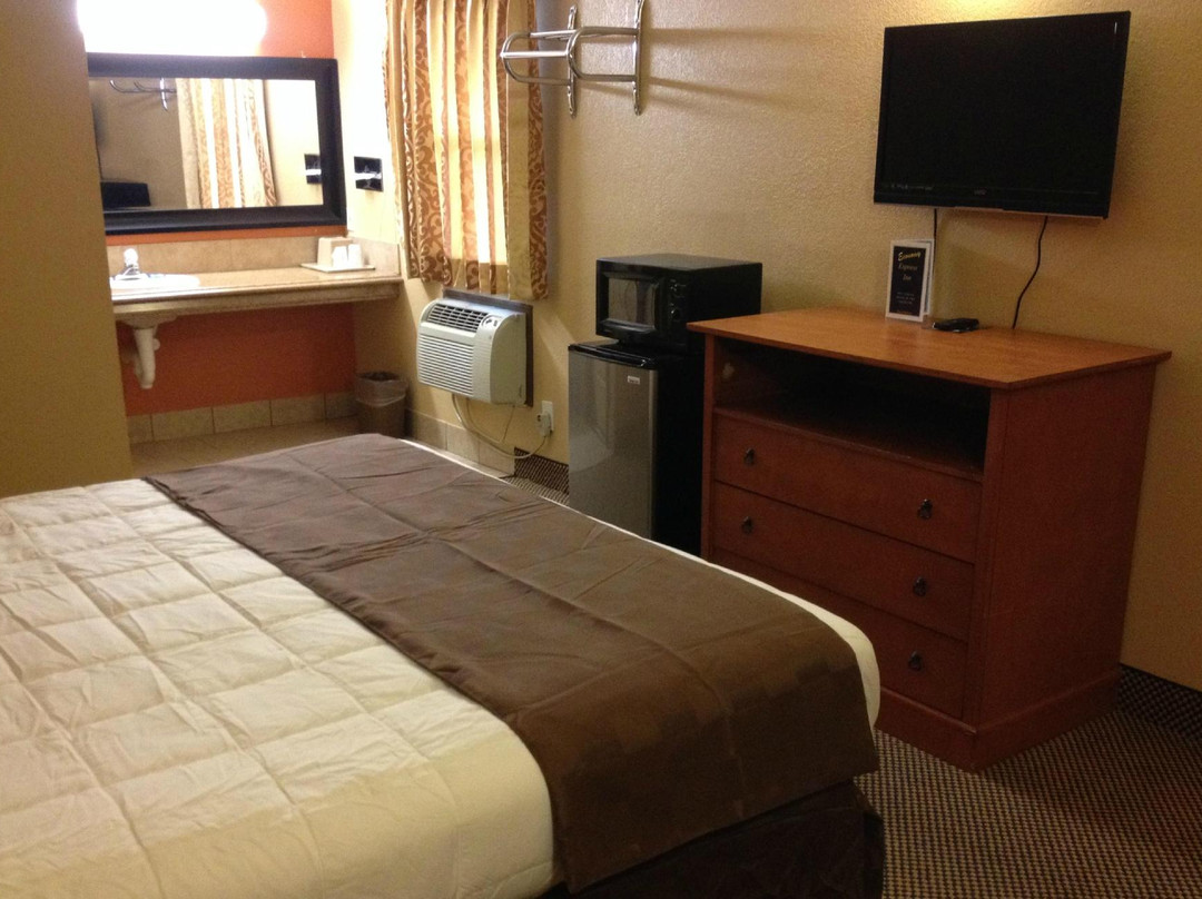 Economy Express Inn主图