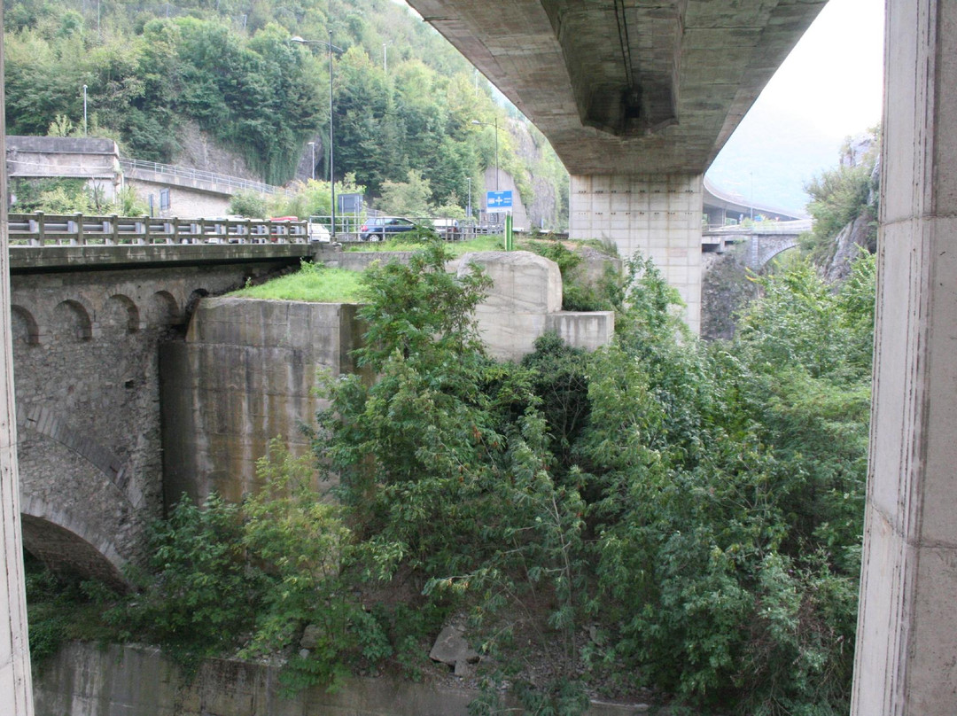 Ponti di Sedrina景点图片