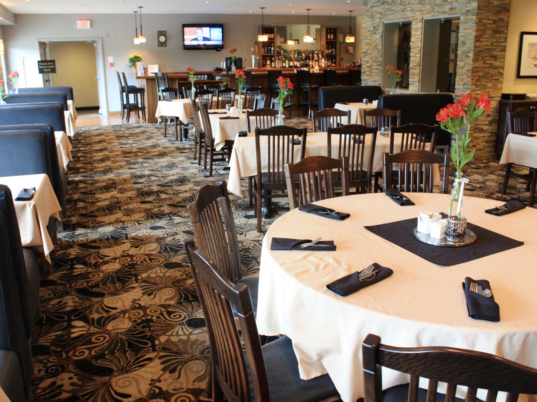 Slate River Valley餐馆和美食-Cliffhanger Restaurant & Bar