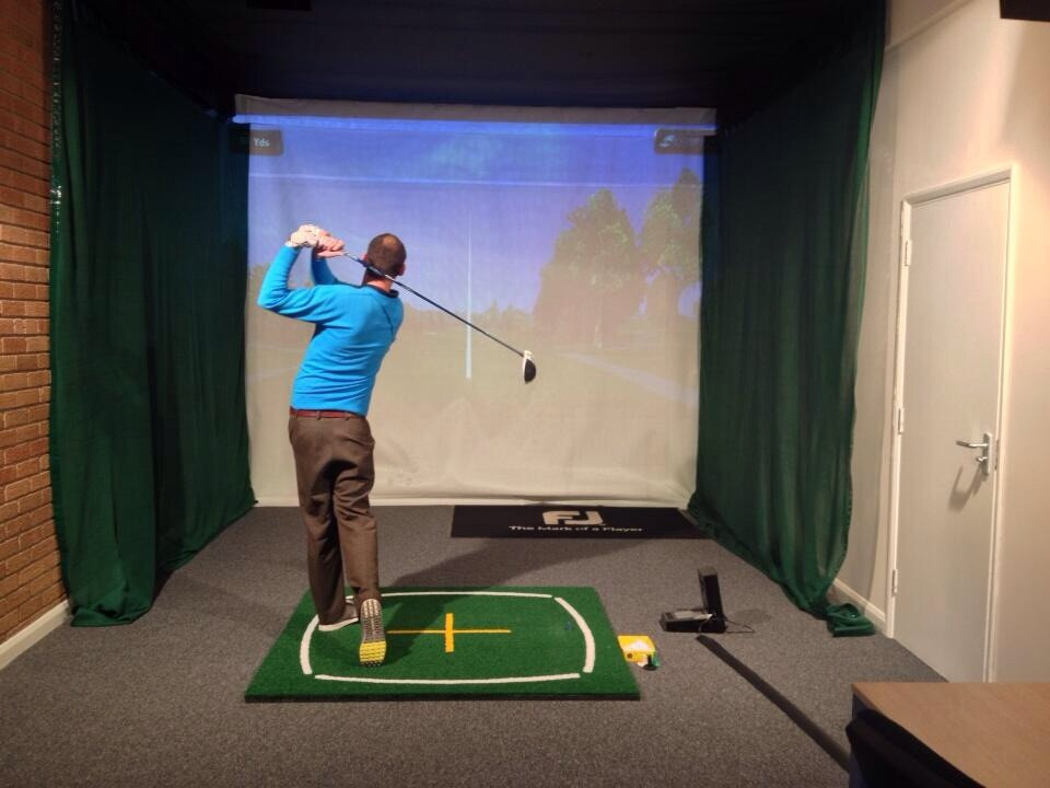 Jon Watts Golf-塔姆沃思必去景点