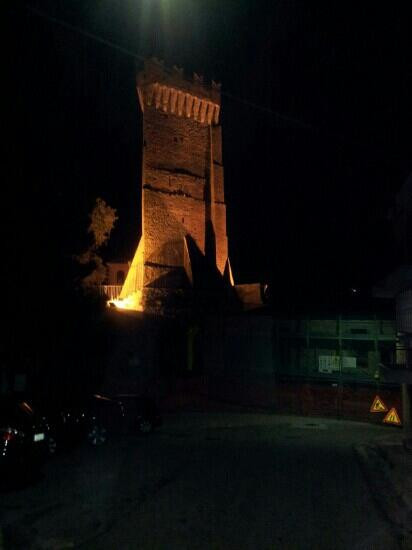 Torre Triangolare di Montegualtieri-Cermignano必去景点