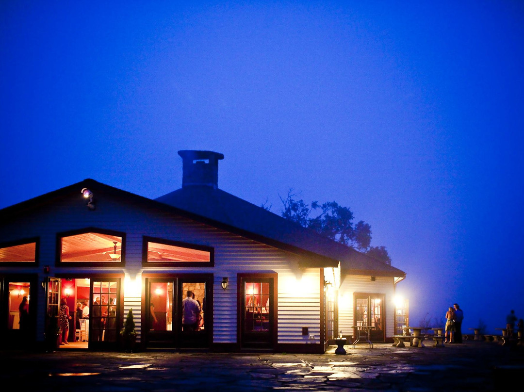 Honora Winery & Vineyard-West Halifax必去景点