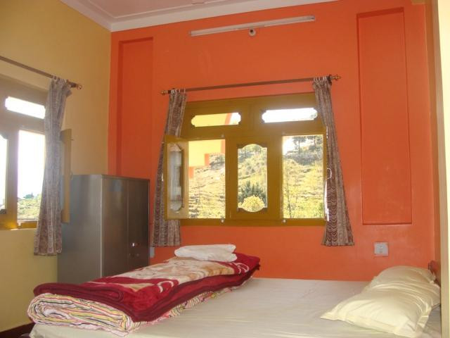 Hayat Paradise Guest House / Hotel主图