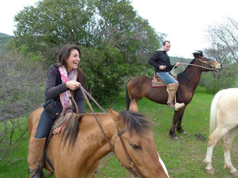 Horseback Rides Santa Cruz-圣克鲁斯必去景点