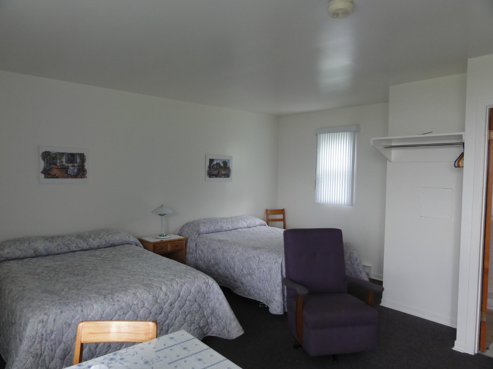 Motel Les Flots Bleus-客卧