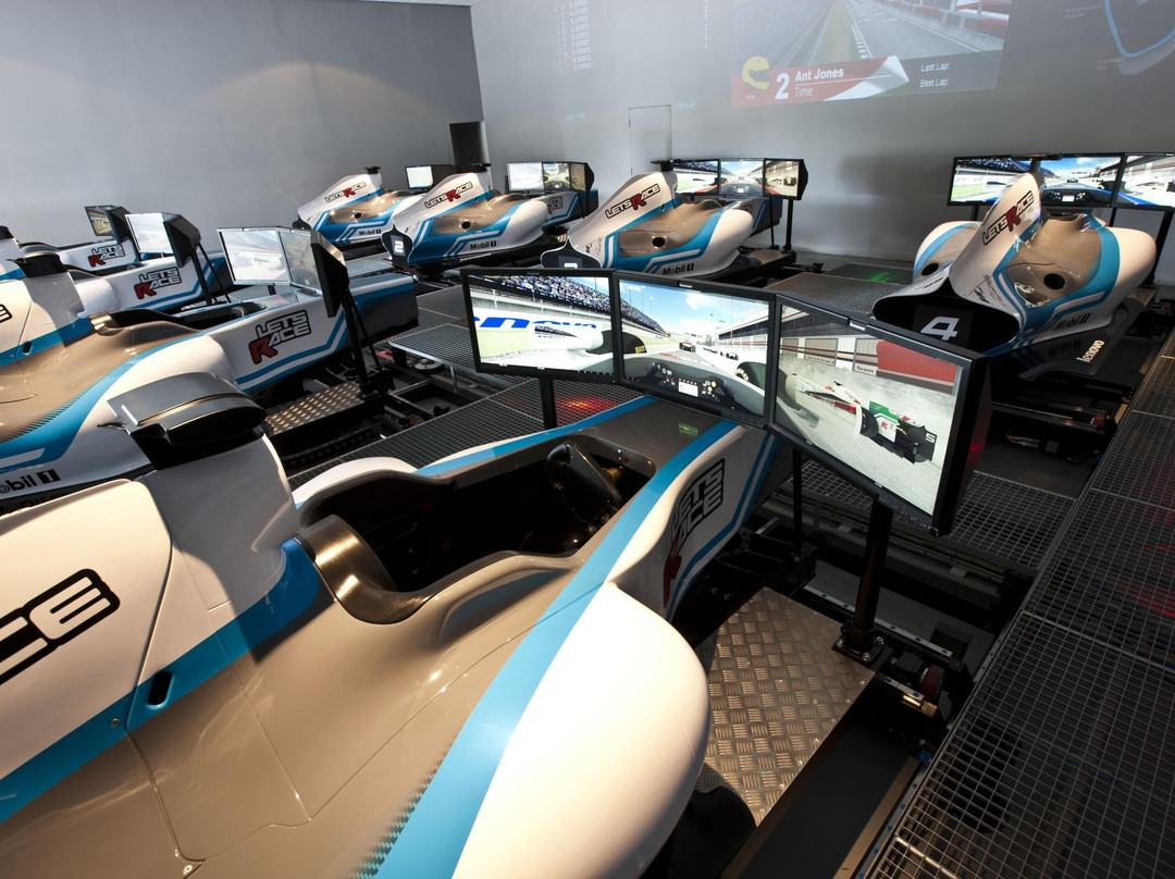Lets Race景点图片