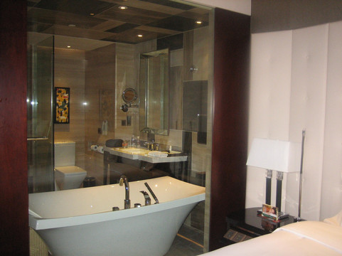 上海皇廷国际大酒店主图