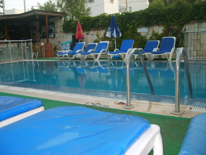 Orange Apartments主图