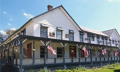 1876 Heritage Inn