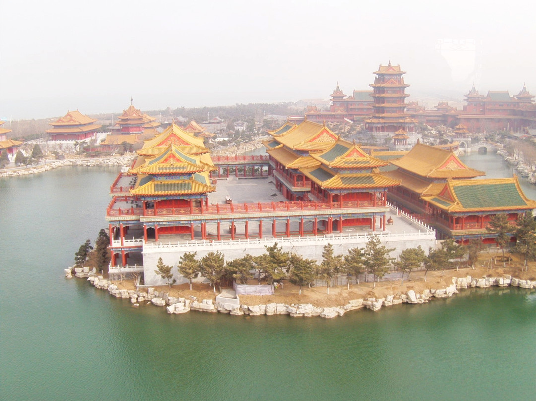 三仙山大酒店主图