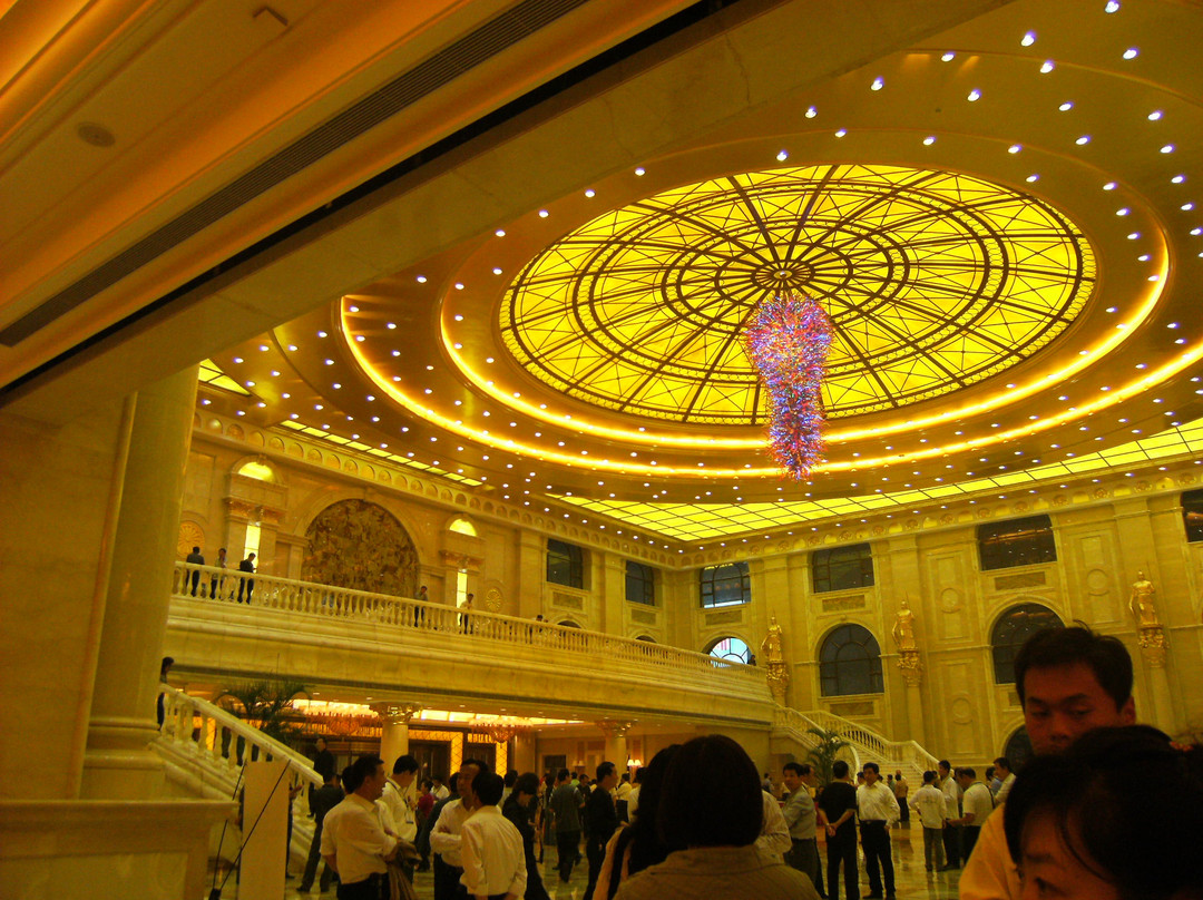 世纪大酒店主图