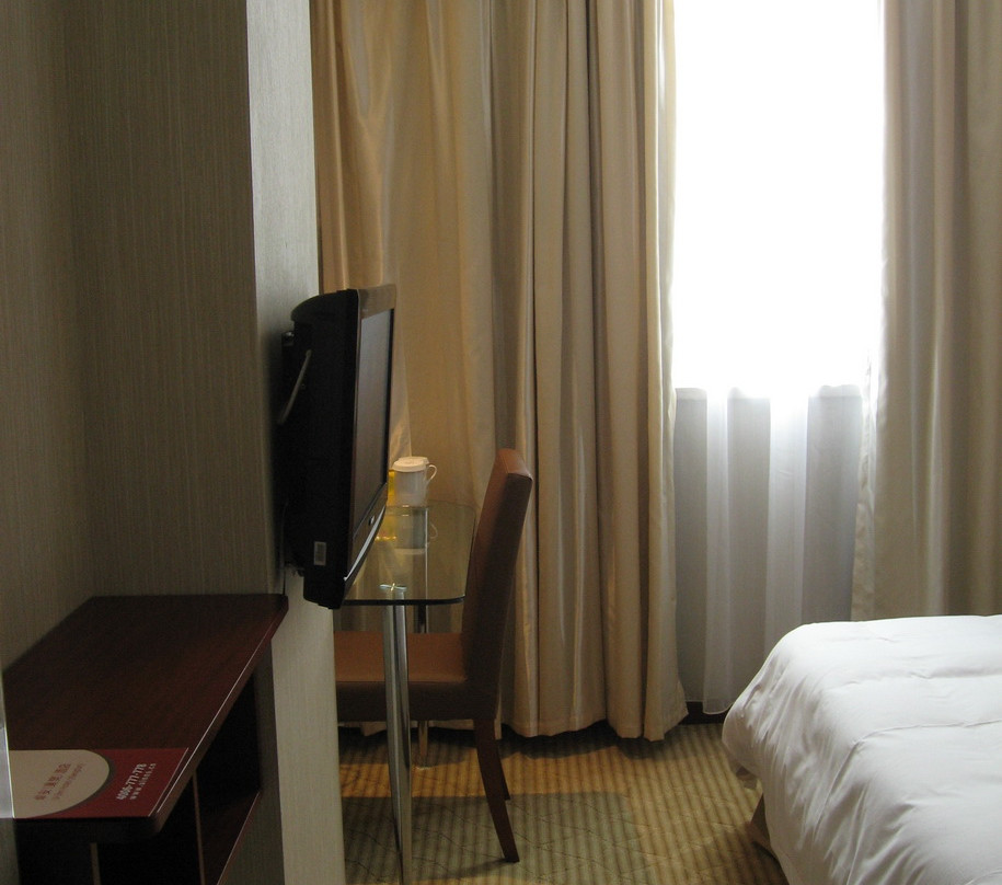 襄阳城市便捷火车站店主图