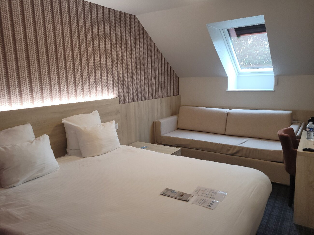 Brit Hotel Relais du Vern主图