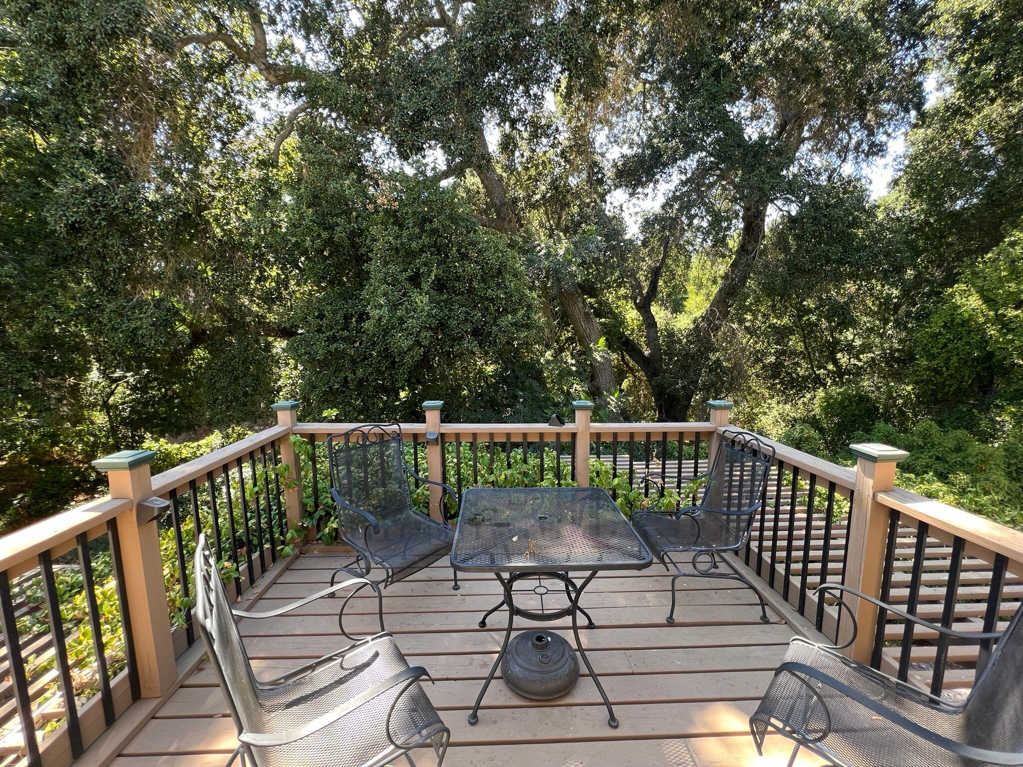 The Eden House Vineyard-官方
