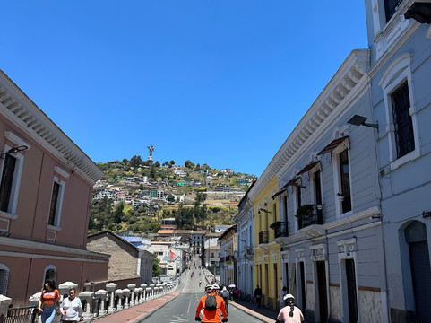 Wayra Local Experiences-基多必去景点