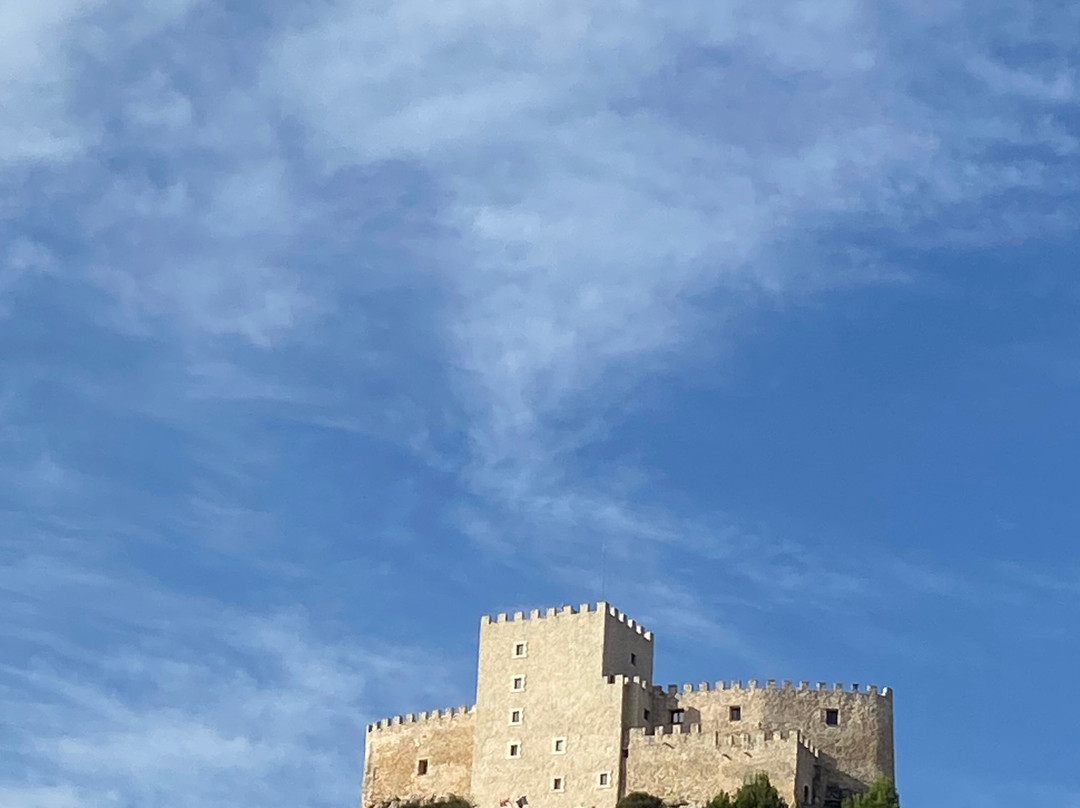 Residencia Real Castillo de Curiel主图