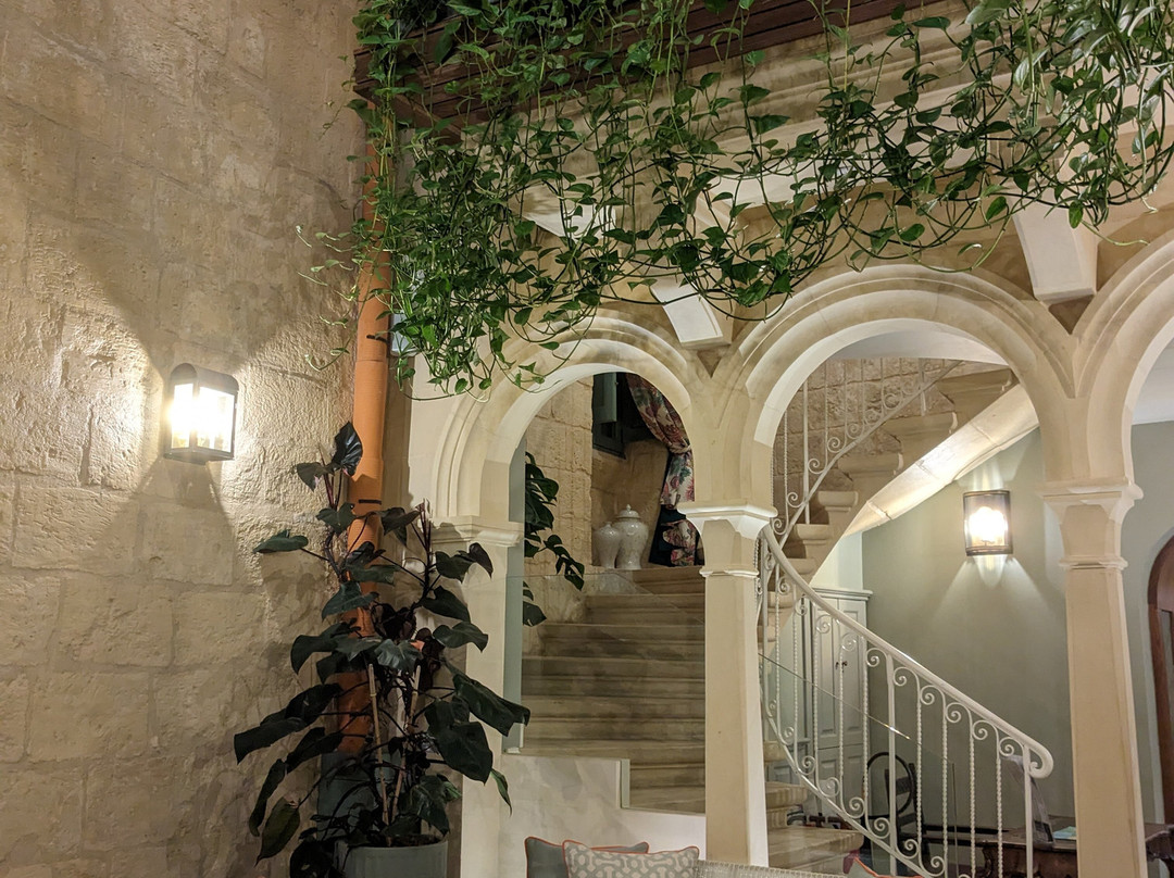 Palazzo Bifora主图