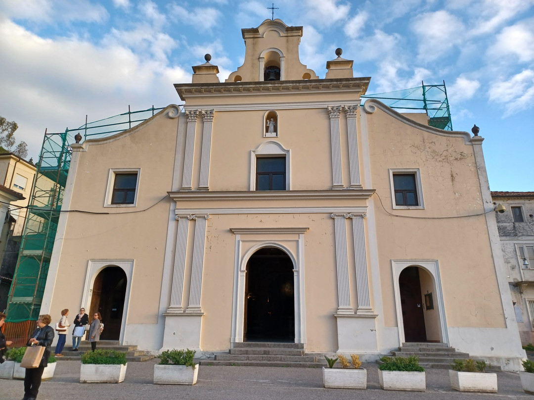 Santuario Sant'antonio Da Padova-拉梅齐亚泰尔梅必去景点
