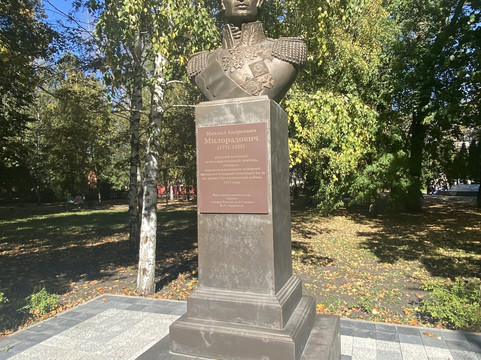 Monument to M.A. Miloradovich