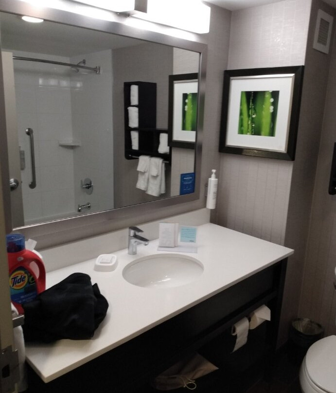 Hampton Inn & Suites By Hilton Toronto - Markham, Ontario主图