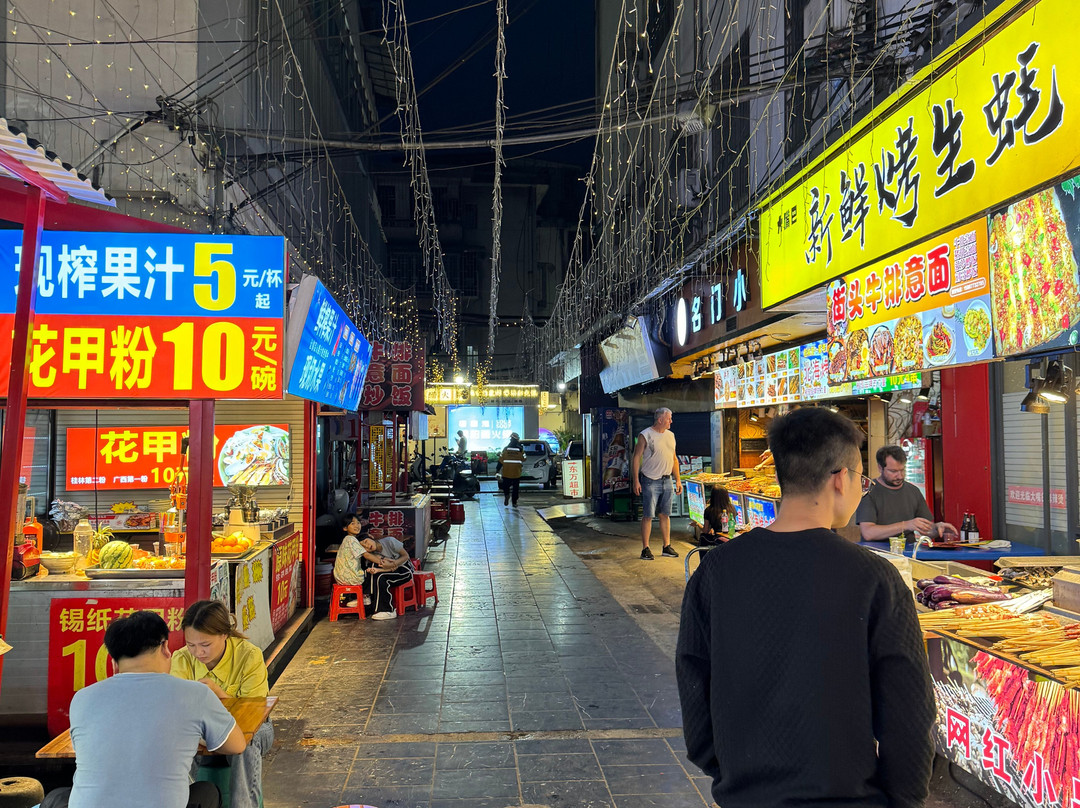 尚水美食街-桂林市必去景点