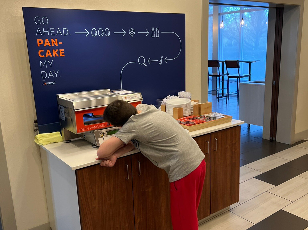 Holiday Inn Express & Suites Salem North - Keizer By IHG主图