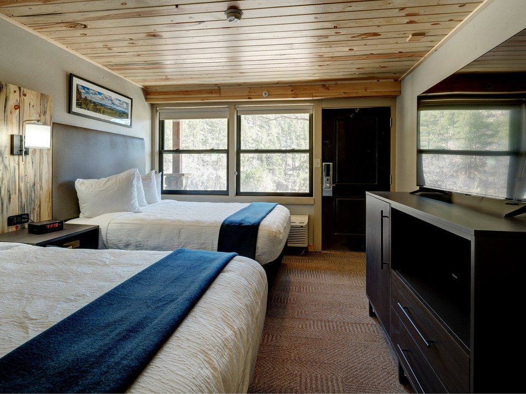 State Game Lodge主图