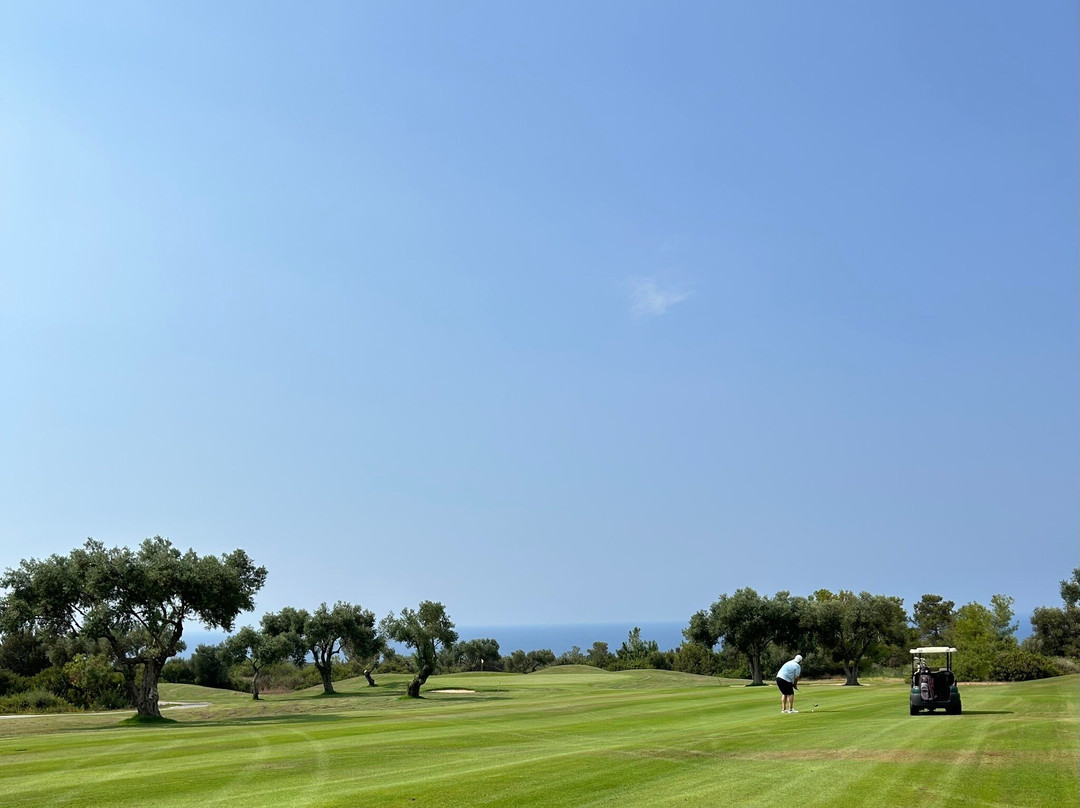 Korineum Golf and Country Club-Esentepe必去景点